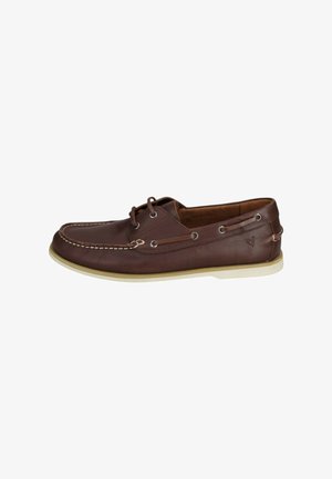 Chaussure bateau pour homme en cuir marron avec semelle blanche, couture mocassins à l'avant, détails de lacets et talon bas.