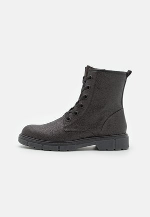 2-25282-41 - Platform ankle boots - black