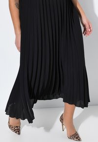 MIAMODA Vestido informal - black
