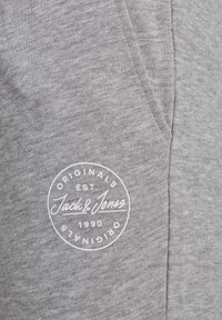 Jack & Jones Junior GORDON SHARK - Jogginghose - light grey melange