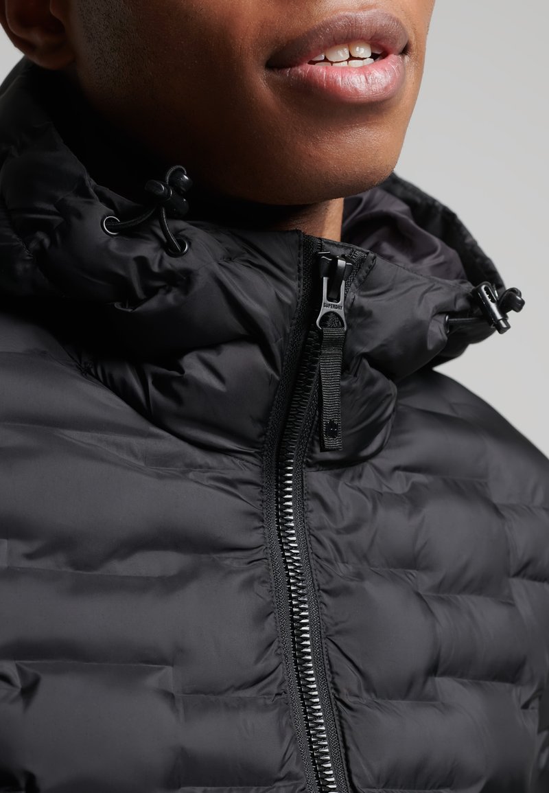 Herren Trenchcoats | Superdry Wintermantel dark moss/grün - AO50657 Herren Trenchcoats | Superdry Wintermantel dark moss/grün - AO50657