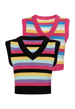 Due gilet senza maniche in maglia con scollatura a V, uno nero con strisce orizzontali multicolori e uno rosa con strisce multicolori simili.