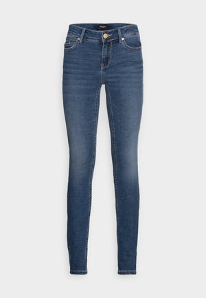 Vero Moda Tall VMROBYN SKINNY PUSHUP - Jeans Skinny Fit - medium blue denim