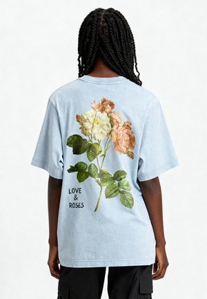ROSES BACK HEAVYWEIGHT - Tricou cu imprimeu - washed blue