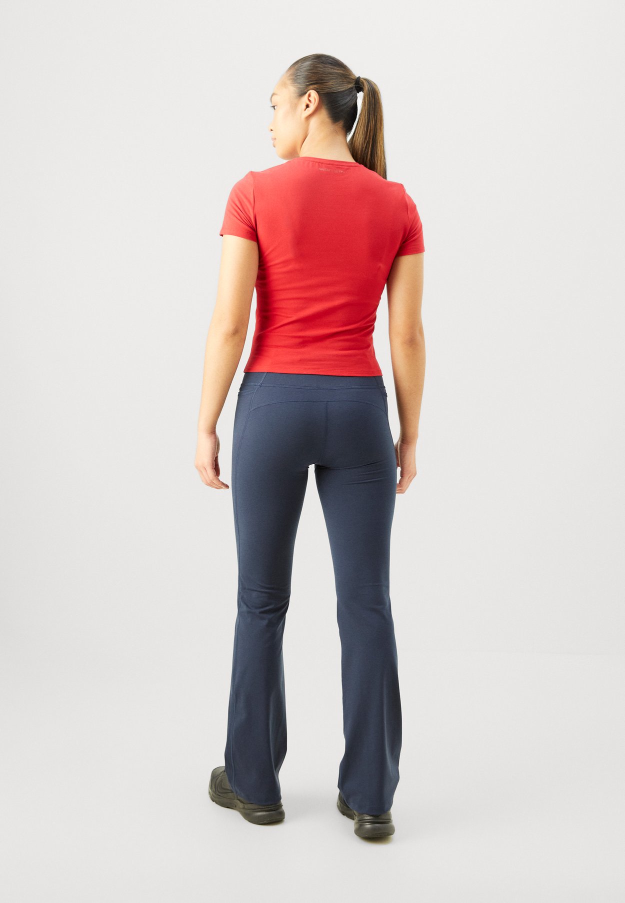 POWER WORKOUT BOOT CUT TROUSER
