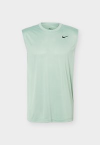 Unselected, steam/black