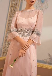 Love & Roses REGULAR FIT - SEQUIN FLUTE SLEEVE - Proginė apranga - pink