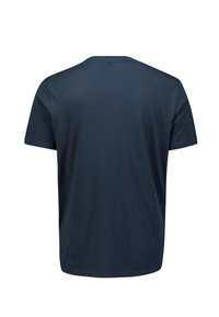 Donker marineblauwe katoenen t-shirt met een ronde hals, korte mouwen en een gladde, effen textuur. Relaxte pasvorm, geen zichtbare logo's of patronen.