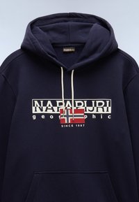 Felpa con cappuccio blu navy realizzata in tessuto morbido, caratterizzata da un grande logo stampato con la bandiera norvegese e del testo. Stringhe regolabili; tasca frontale.