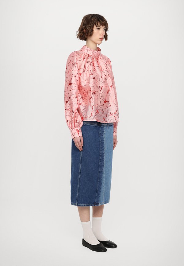 GATHERED LONG SLEEVE  - Blouse2