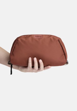 Bellroy WORK ACCESSORIES TOILETRY KIT PLUS - Trousse - clay
