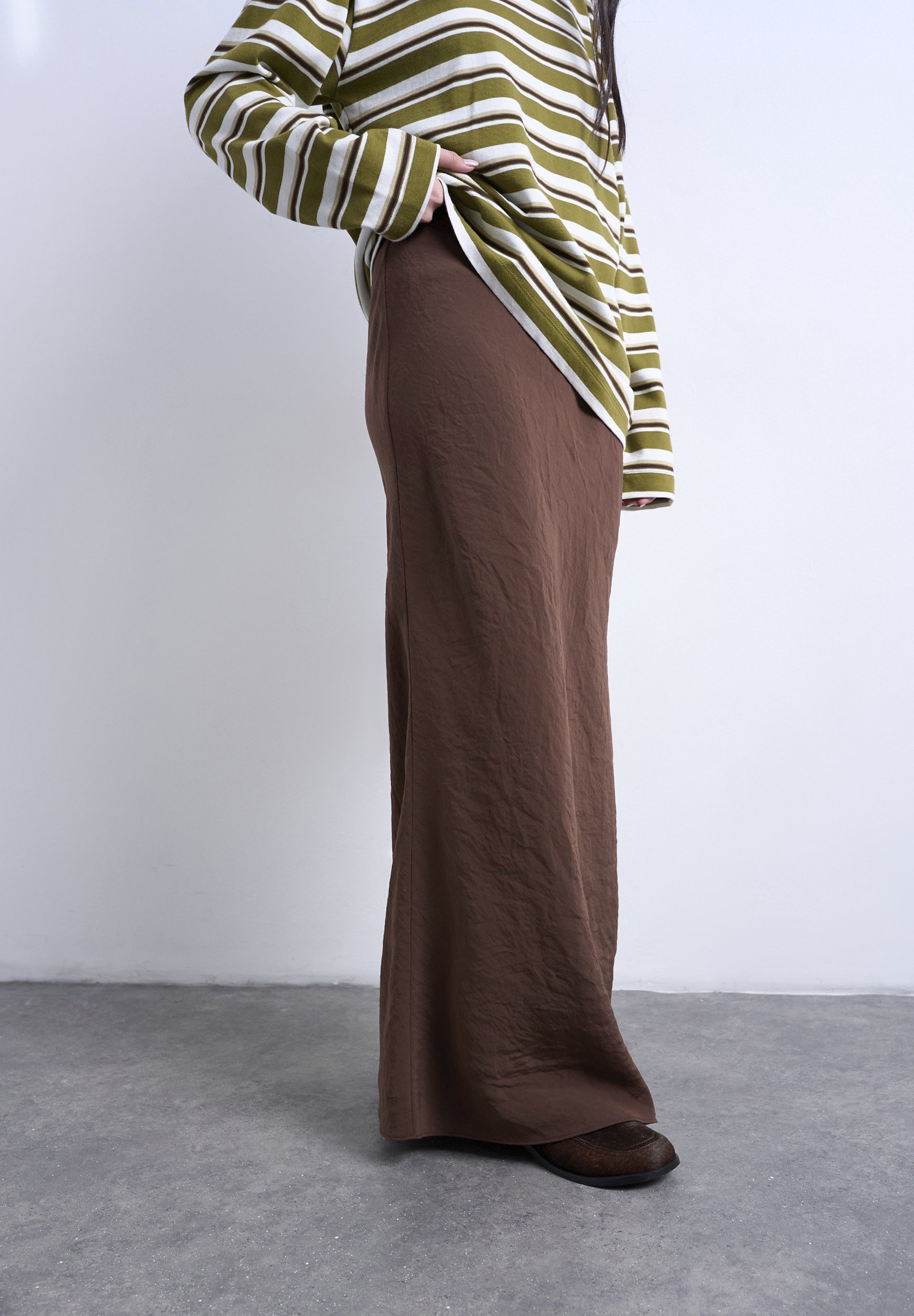 Haut Topshop évasé Marron - Taille 14, Sans Manches, Matière Poly Blend - Occasion En Très Bon état, Coupe Fluide Et Féminine