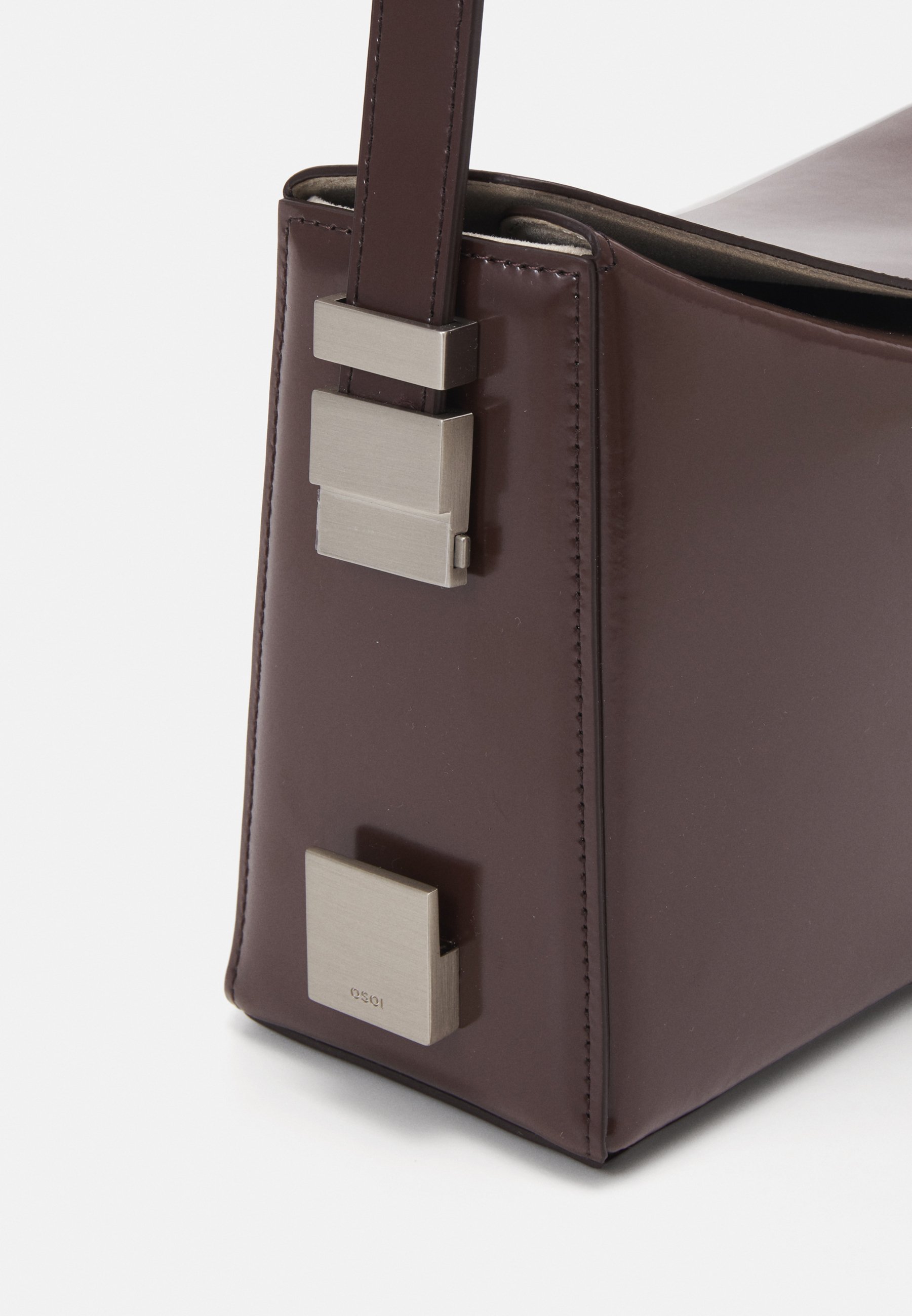 【OSOI】★大人気★ SANDY BAG ★関税・送料無料★ Black Sandy Bag by OSOI on Sale