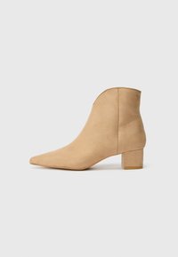 Klasikiniai aulinukai - beige