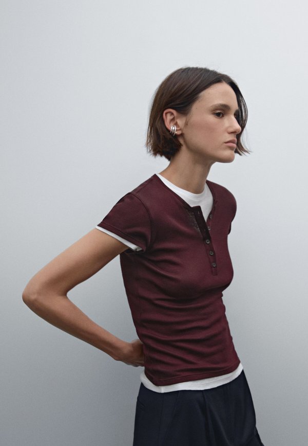 DOUBLE-LAYER HENLEY - Basic T-shirt - mottled bordeaux3