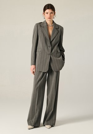 Cappotto corto - grey