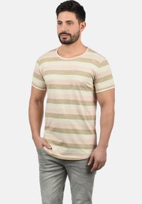 Solid SDTHICCO - Triko s potiskem - light pink