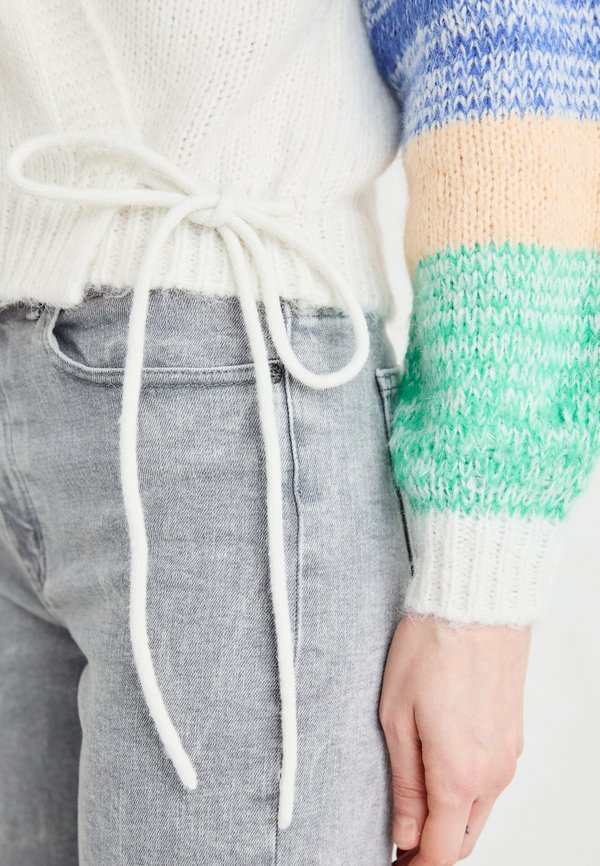 PCSELJA WRAP CARDIGAN - Cardigan - cloud dancer3