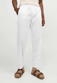 Jack & Jones - JPSTKANE JJSUMMER LINEN BLEND JOGGER - Broek - bright white Miniatuurafbeelding 1