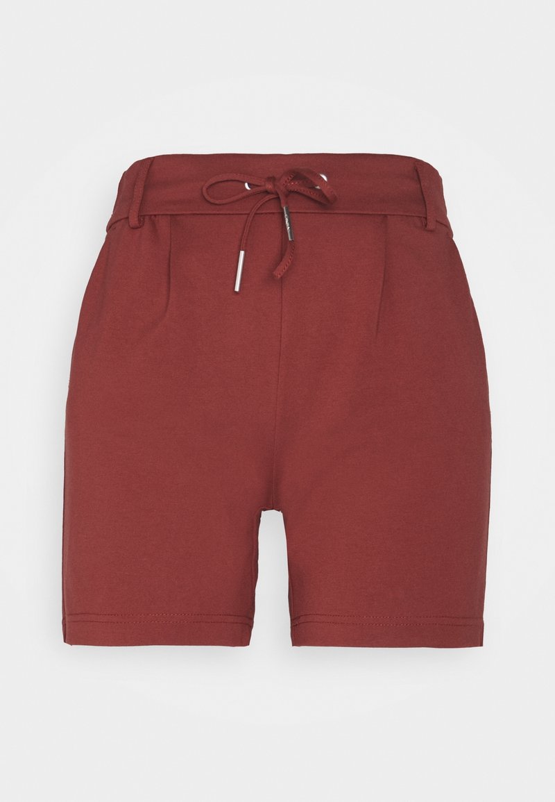 Shorts en coton rouge avec une taille à cordon, un devant plissé et une coupe à hauteur des genoux. Texture lisse avec un design simple et minimaliste.