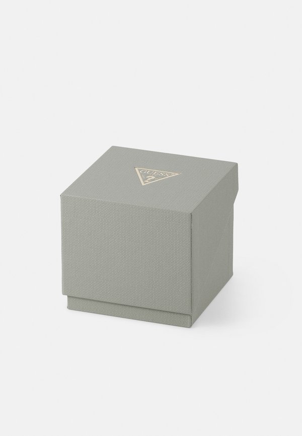 CLUTCH EXCLUSIVE - Watch4