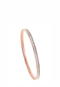 Pulsera de bangle de oro rosa con una banda delgada, que presenta una fila de piedras transparentes brillantes a lo largo del centro para ofrecer contraste y elegancia.
