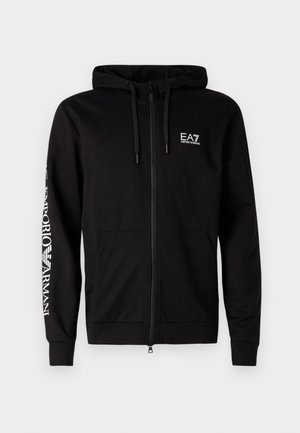 Črna zip-up kapuca, mešanica bombaža, z zavezanjem na kapuci, kengurujskim žepom in belim EA7 logotipom na prsih in rokavu. Gladka tekstura.