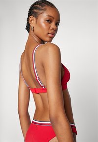 Tommy Hilfiger - Góra od bikini