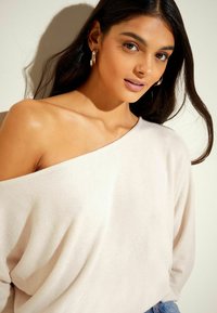 Friends Like These REGULAR FIT LONG SLEEVE COSY SLASH NECK - Svetr - neutral