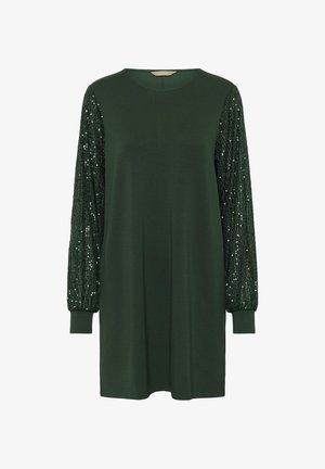 Vestido de manga larga de color verde oscuro con un cuerpo liso y mangas texturizadas con lentejuelas, que presenta un escote redondo y puños elásticos.