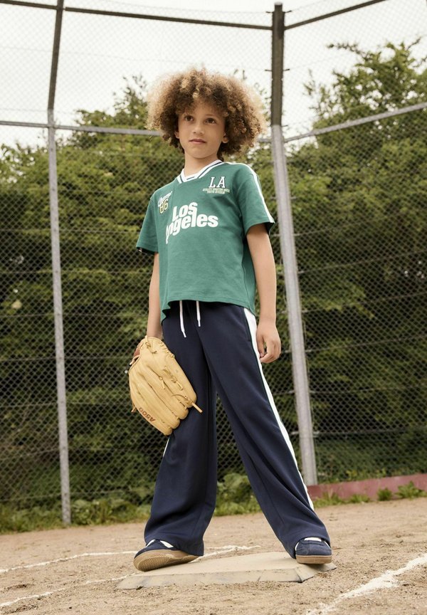 REGULAR FIT - T-Shirt print - forest biome