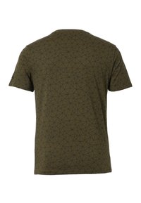 Olijfgroene t-shirt met een geometrisch zwart patroon, korte mouwen, ronde halslijn en zachte textuur. Klassieke pasvorm zonder zichtbare labels of accenten.