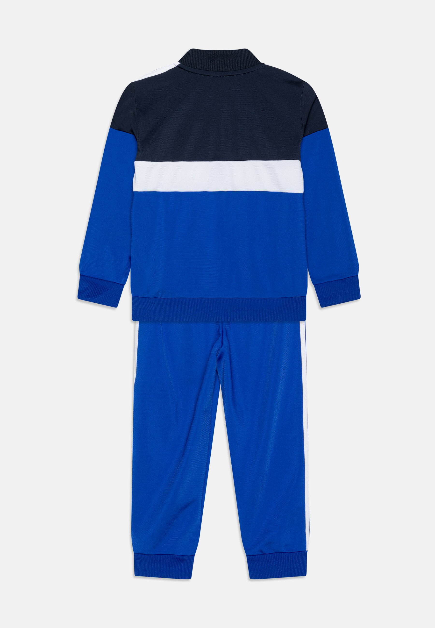 adidas tiberio