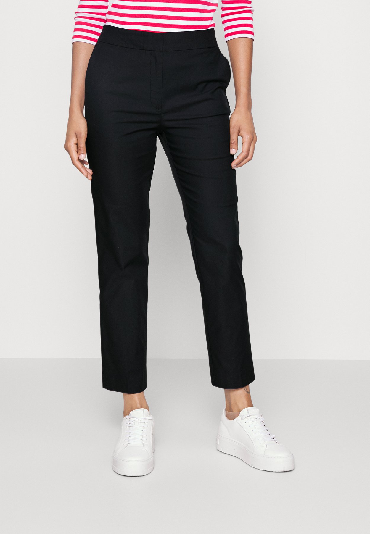 SLIM SLACK