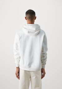 Tommy Jeans FLAG HOODIE - Hoodie - ancient white