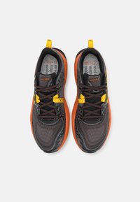 New Balance FRESH FOAM X HIERRO V8 - Løbesko trail - black