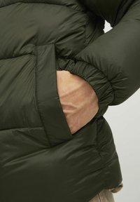 Jack & Jones Talvejope - rosin