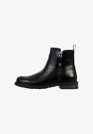 Bottes à chevilles en cuir noir avec une finition lisse, une fermeture éclair latérale et un talon bas. Caractérisées par une semelle cousue pour la durabilité et l'adhérence.