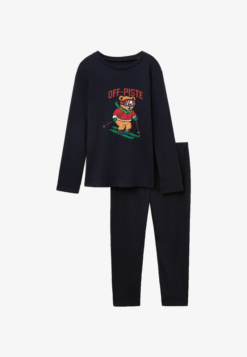 Námořnický pyžamový set obsahuje dlouhý rukáv s grafikou medvěda a textem "OFF-PISTE" a odpovídající kalhoty. Měkká látka, volnější střih.