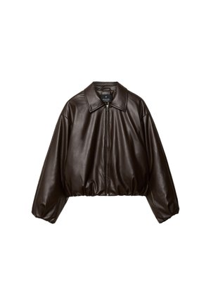 Veste cropped en simili cuir marron avec col, fermeture éclair et manches bouffantes, présentant une texture lisse et une taille élastique.