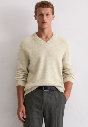 V-NECK-REGULAR - Strickpullover - gray silk