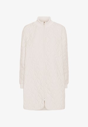 Abrigo largo blanco acolchado con patrón de diamantes, cremallera frontal, cuello alto, bolsillos laterales y puños acanalados.