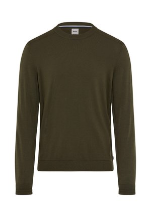 Olijfgroene sweater met lange mouwen, ronde hals, slim fit, geribde manchetten en zoom, zachte textuur en minimale branding op de halslijn.