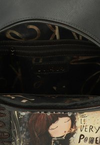 Anekke DREAMVERSE CITY 26 CM - Sac à dos - mehrfarbig