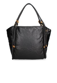 Sac en cuir noir avec une texture froissée, deux poignées tressées et des accents en métal doré. Ouverture large et intérieur spacieux.