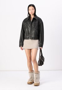 Object OBJSCARLET BIKER - Giacca in similpelle - black