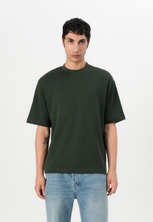 SLH LOOSE OSCAR O NECK TEE - T-shirt basique - deep forest