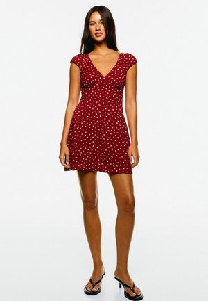 Bershka Robe de jour - red
