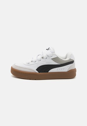 PARK LIFESTYLE  UNISEX - Skatesko - white/black/feather gray