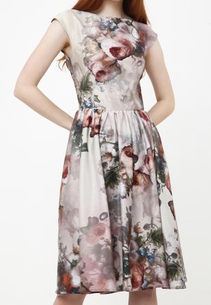Robe de jour - beige